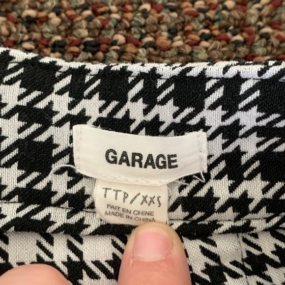 Garage black and white size xxs mini skirt - Picture 4 of 4